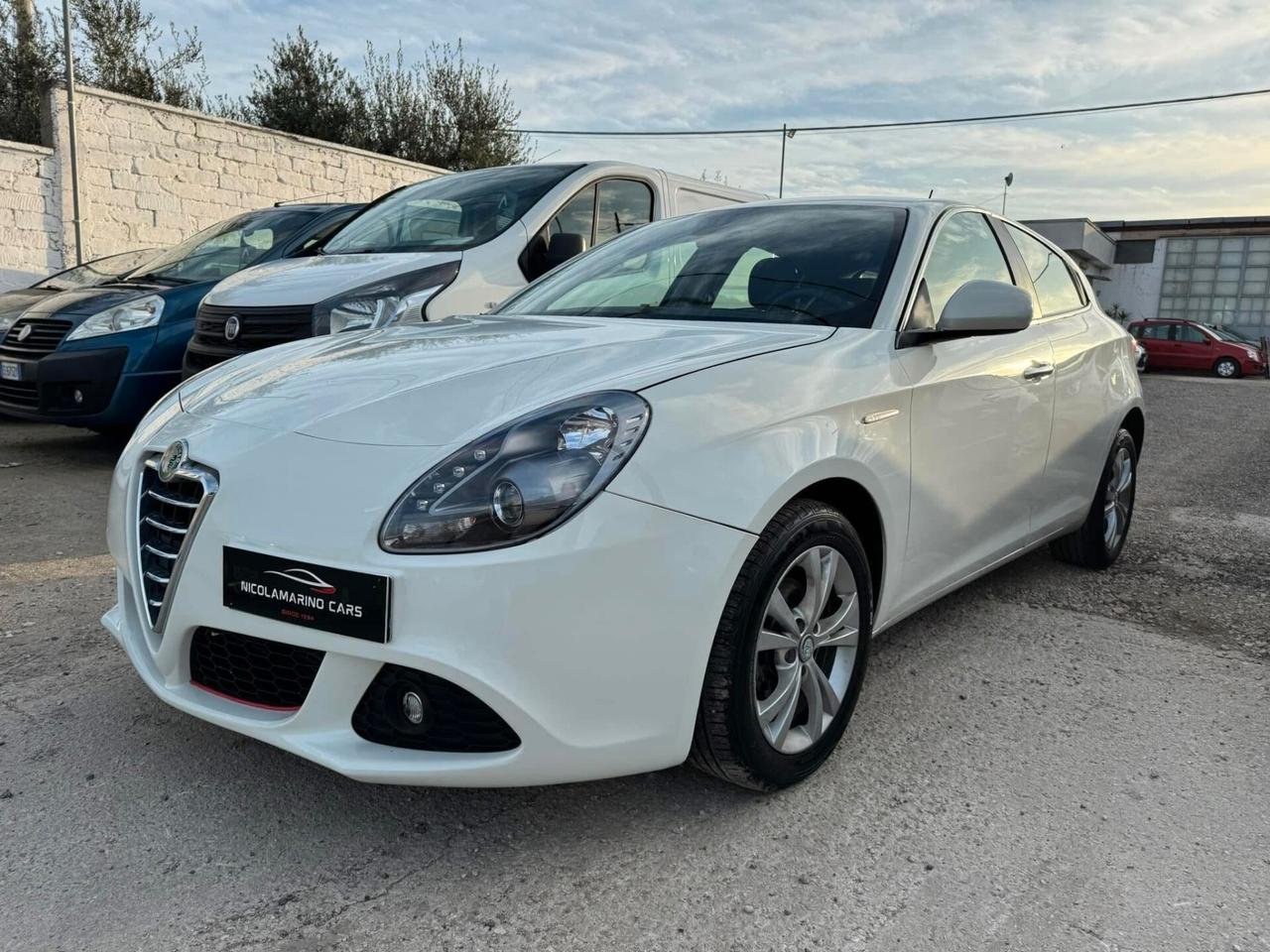 Alfa Romeo Giulietta 1.6 JTDm-2 105 CV Distinctive