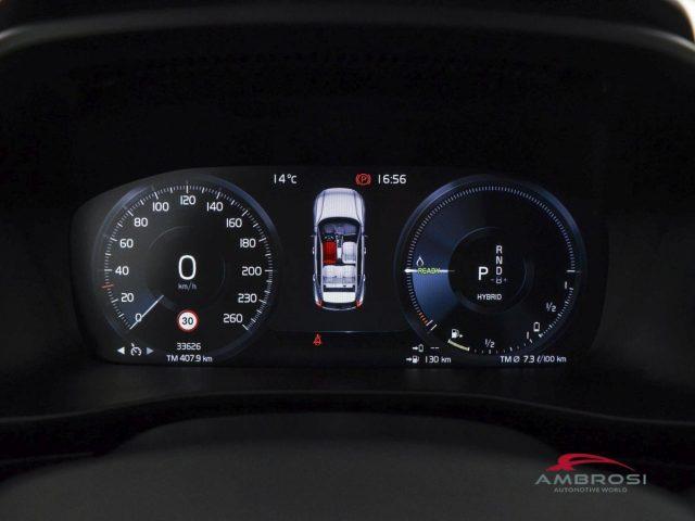 VOLVO XC40 T4 Recharge Plug-in Hybrid automatico Plus Dark