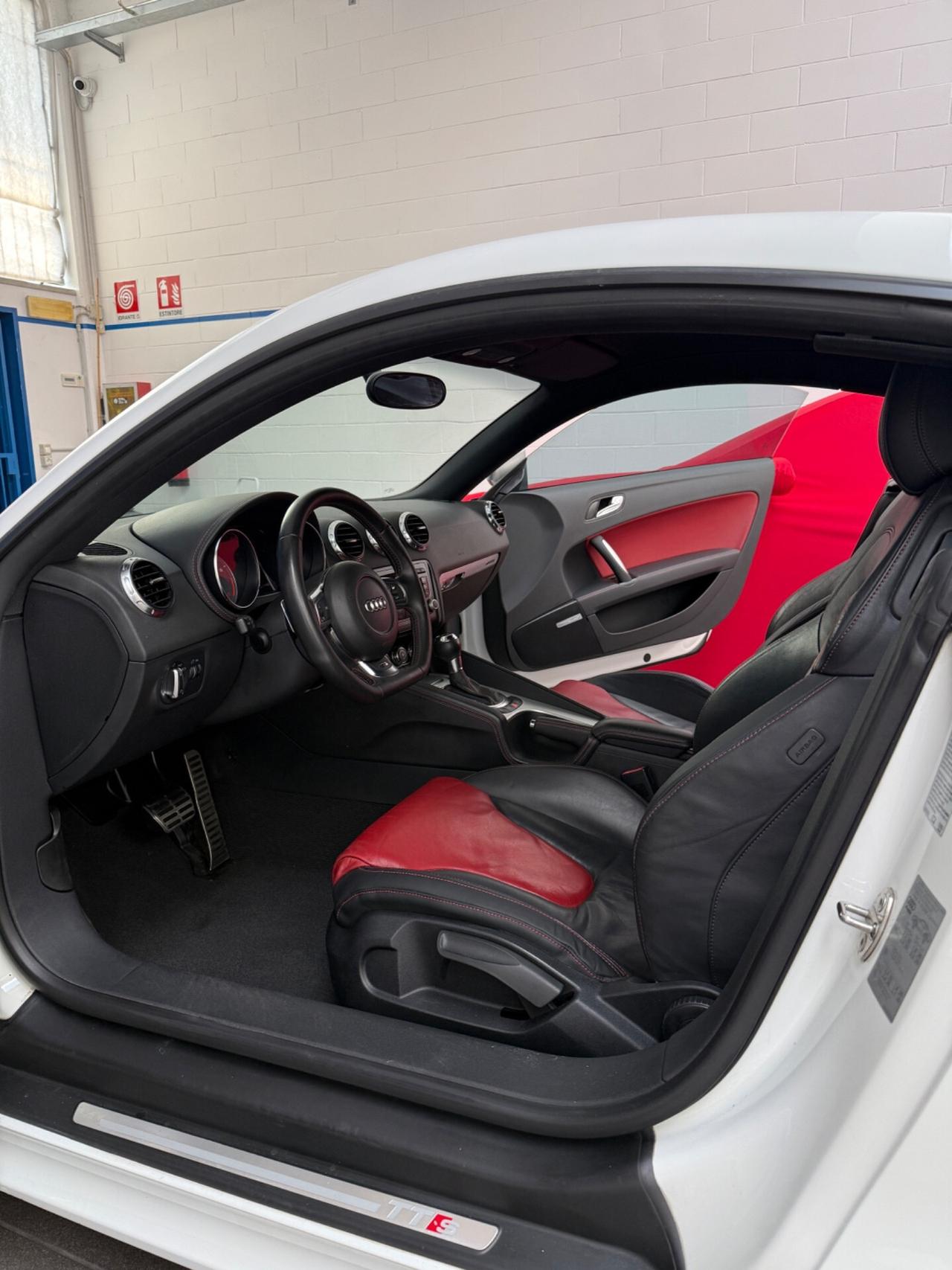 Audi TTS Coupé 2.0 272 CV TFSI quattro S tronic