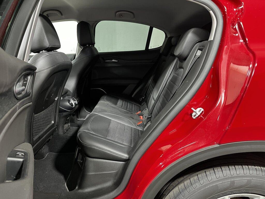 Alfa Romeo Stelvio 2.0 t Executive Q4 200cv auto my19