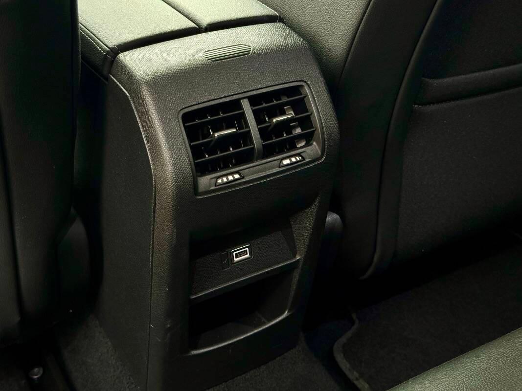 Opel Astra 1.5 Business Elegance s&s 130cv at8