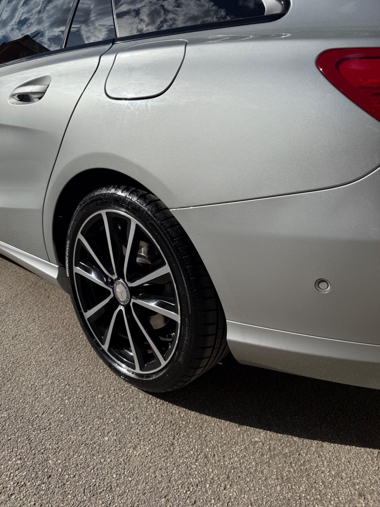 Mercedes-benz CLA 200 CLA 200 d Automatic Premium Dark Night