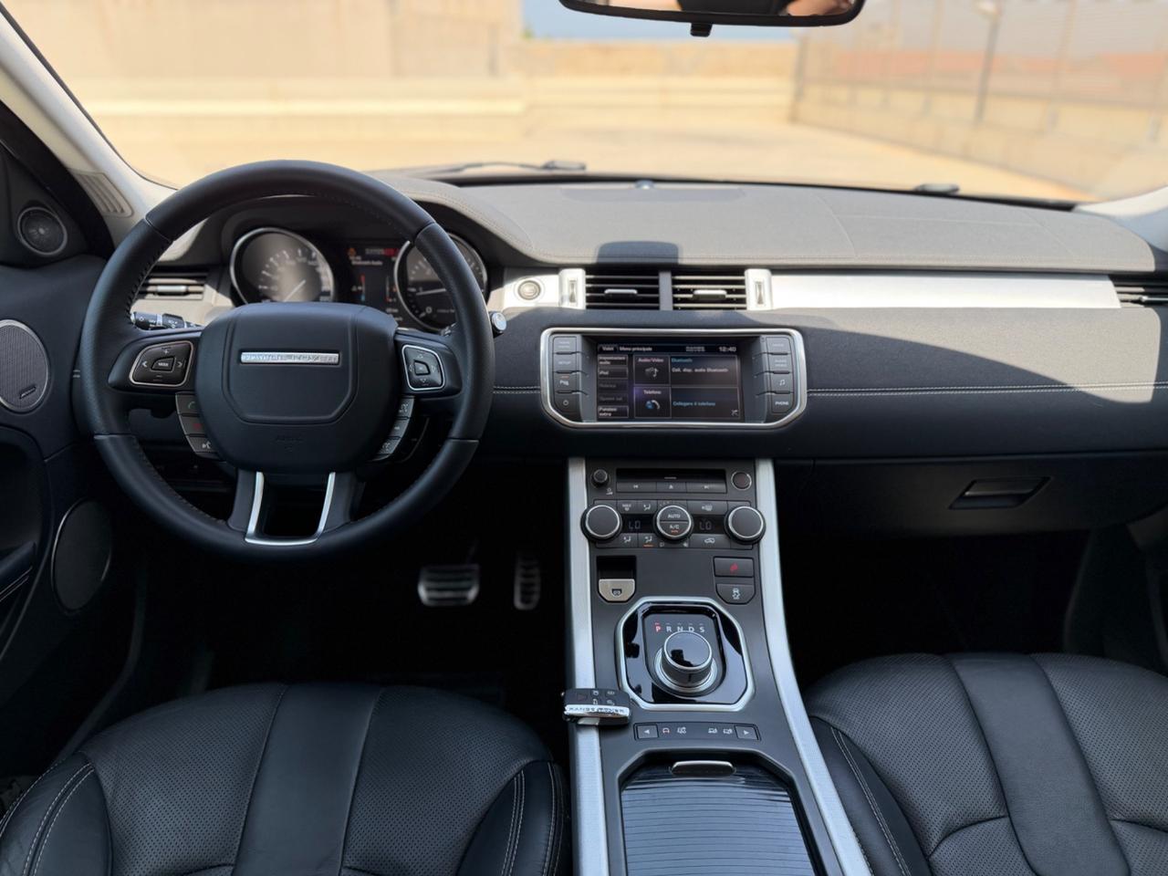 Land Rover Range Evoque 2.2 TD4 5p. Dynamic