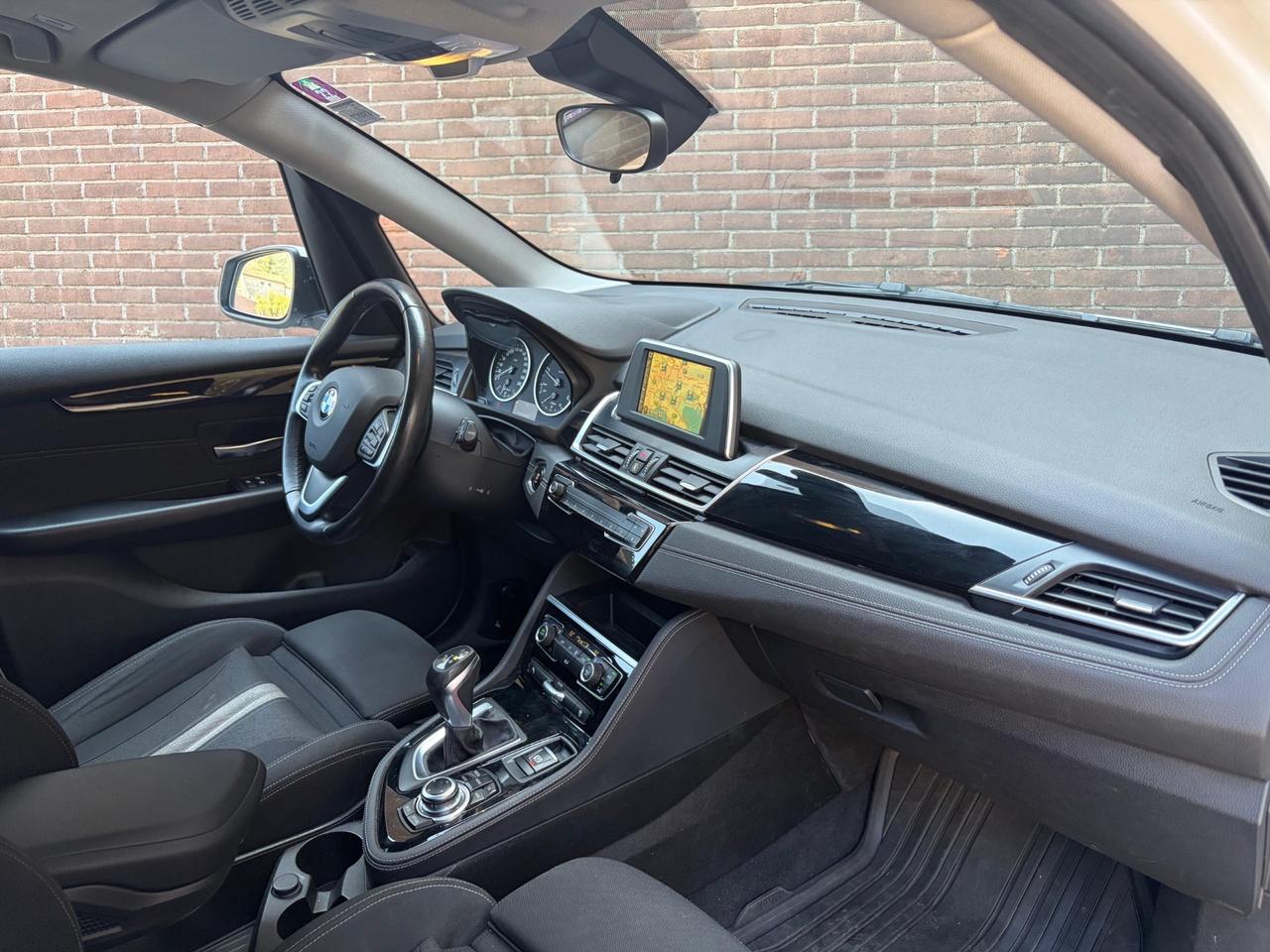 Bmw 2er Active Tourer 218d Luxury