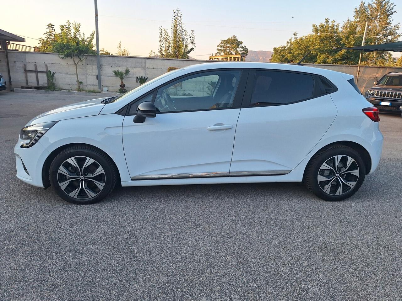 Renault Clio EVOLUTION 1.5 dCi 100cv NAV - 2023