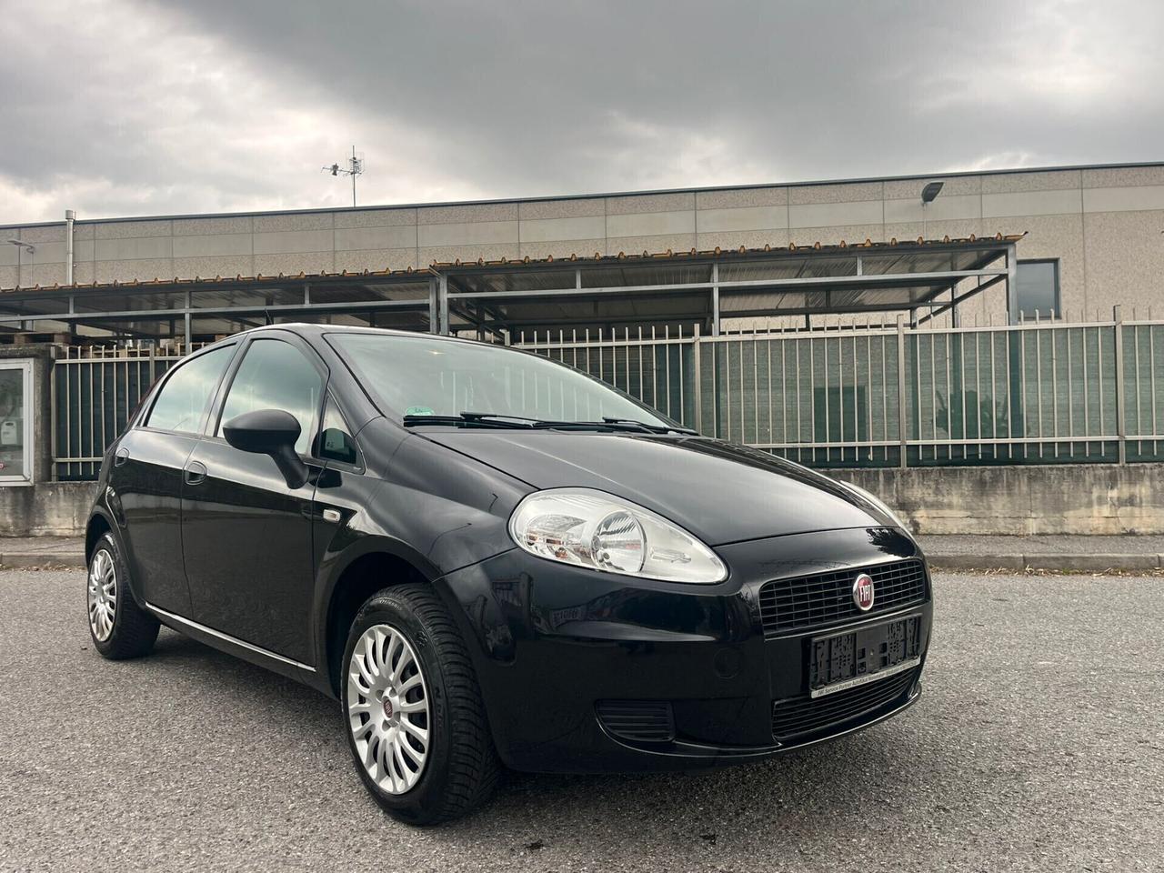 Fiat Grande Punto 1.2 BENZINA X NEOPATENTATI