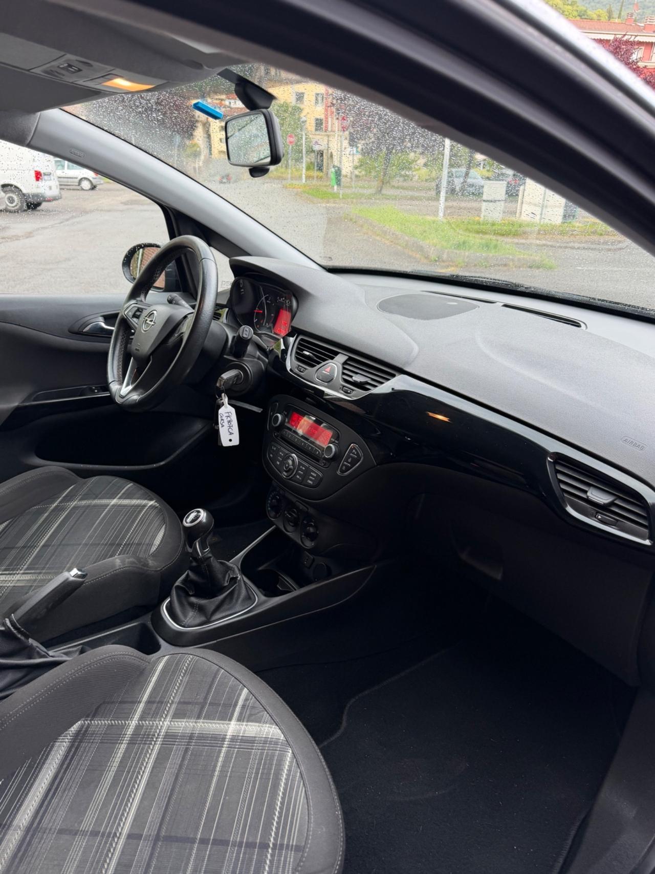 Opel Corsa 1.3 CDTI Coupé b-Color