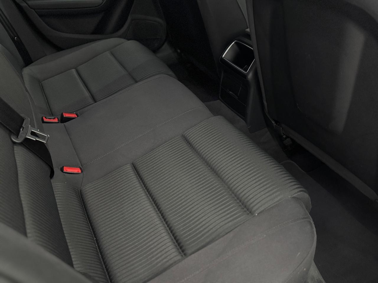 Audi A4 Avant 2.0 TDI 177 CV Quattro S-tronic S-Line