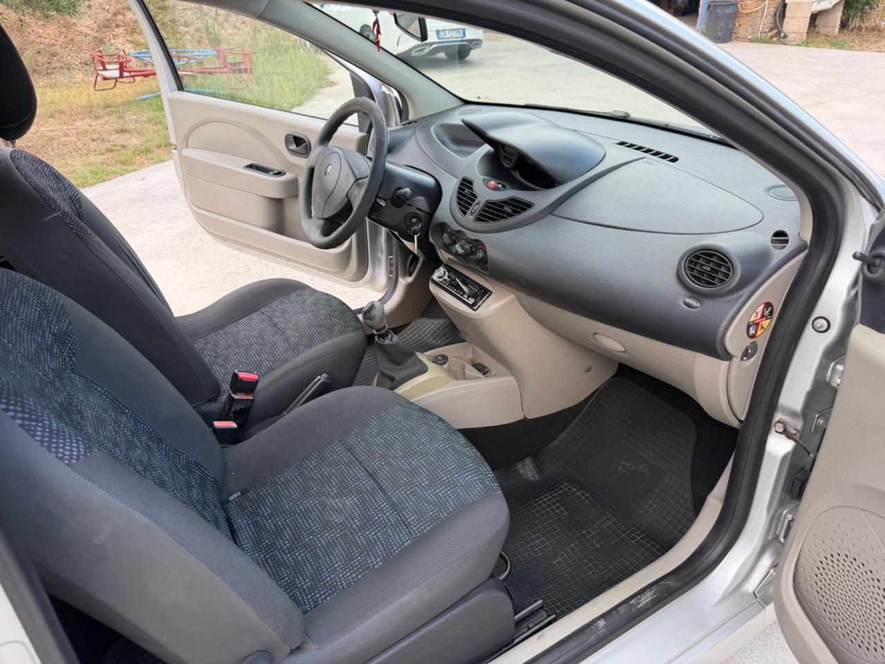 Renault Twingo 1.2 8V Dynamique