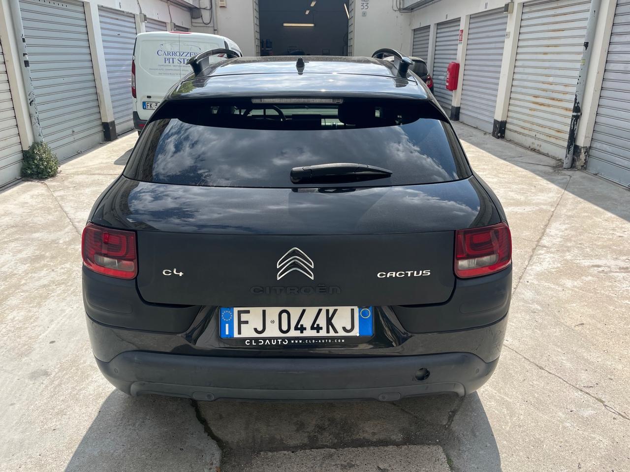 Citroen C4 Cactus PureTech 82 Shine