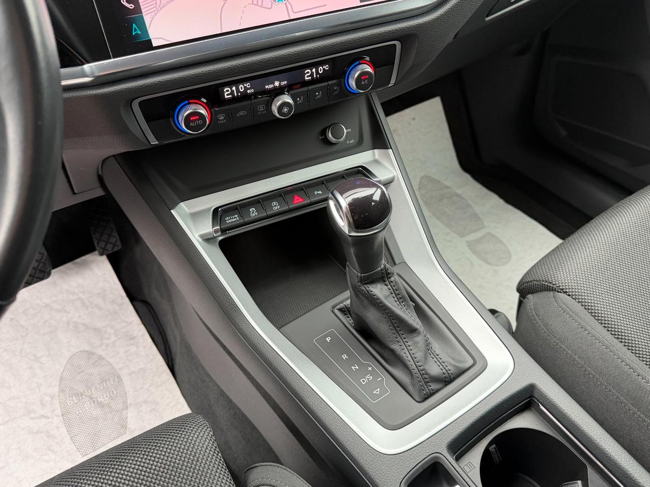 Audi Q3 SB 35 2.0 TDI 150 cv. S Tronic LINE EDITION