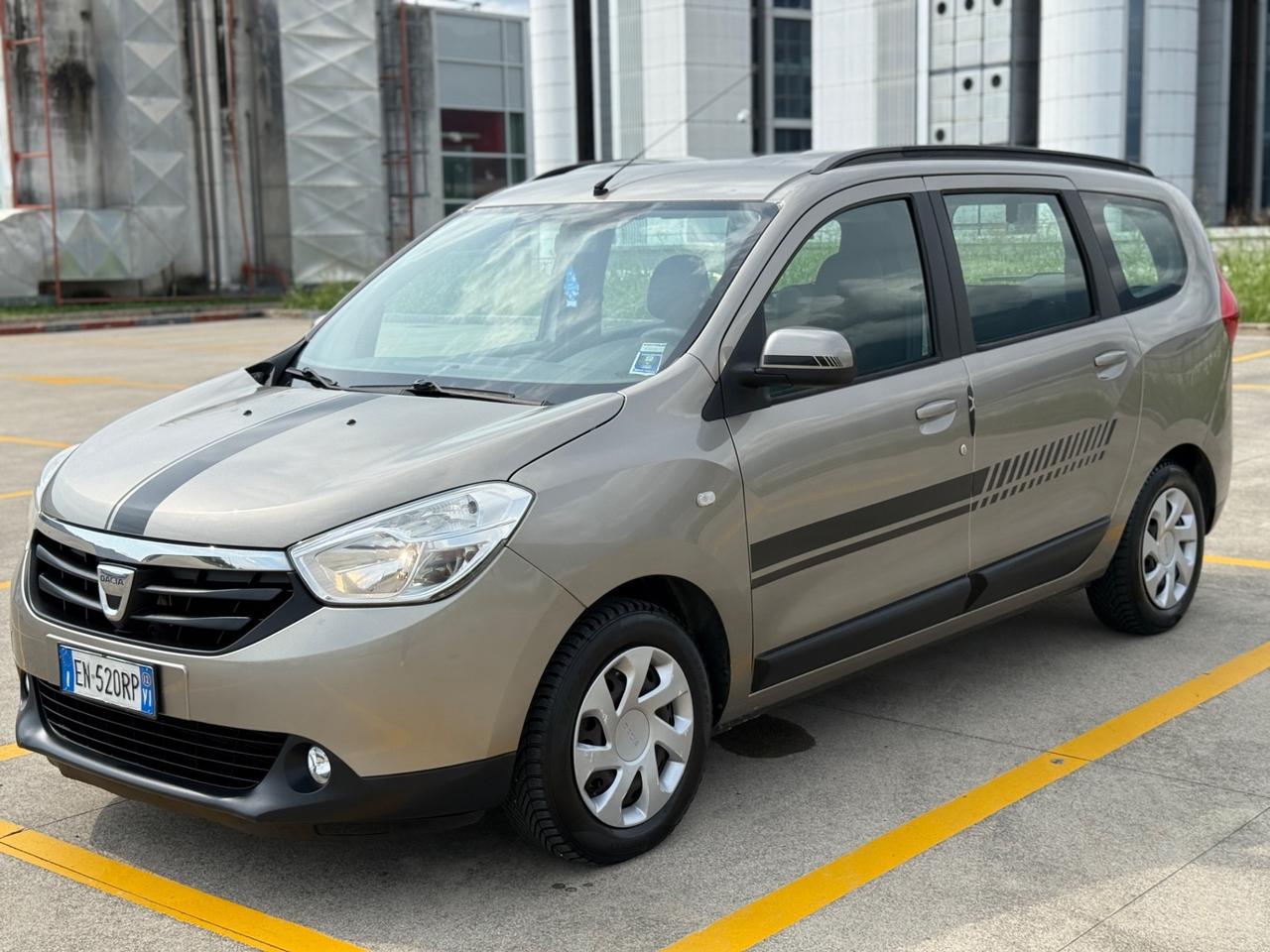 Dacia Lodgy 1.5 Diesel 90CV 5 posti OK NEOPATENTATI