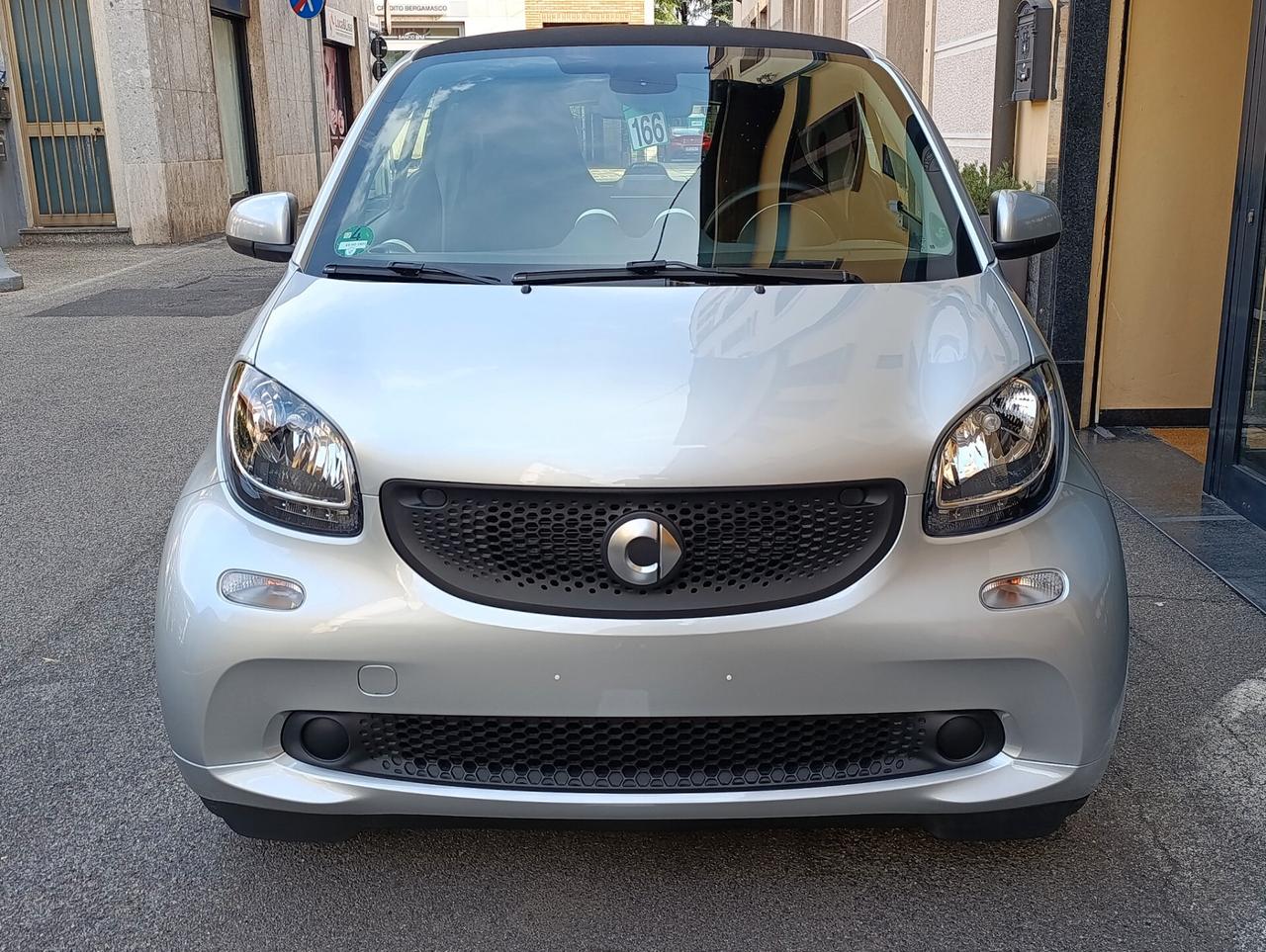 Smart ForTwo 70 1.0 twinamic aut. solo Km 8.142