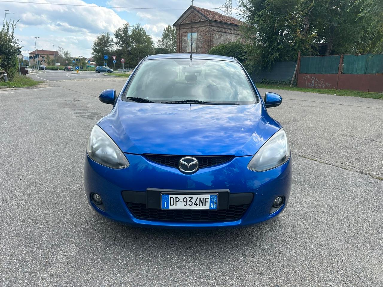 Mazda 2 benzina 5 porte