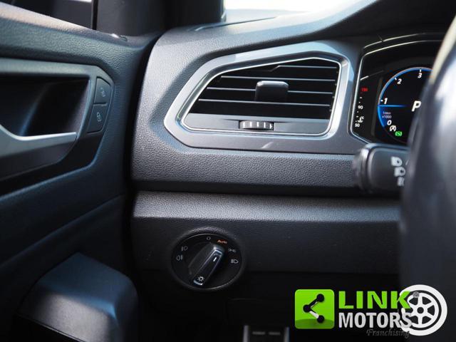 VOLKSWAGEN T-Roc 2.0 TDI DSG Advanced R-Line 150cv