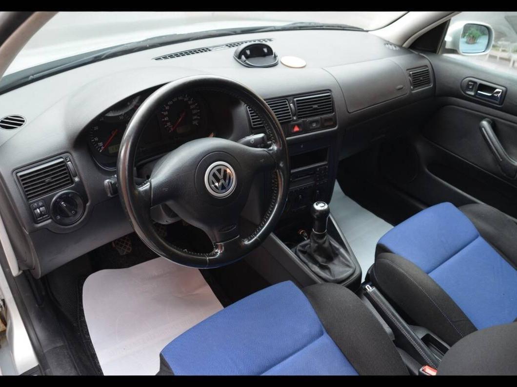 Volkswagen Golf Golf IV del 2000- 1.6 25 years 5p