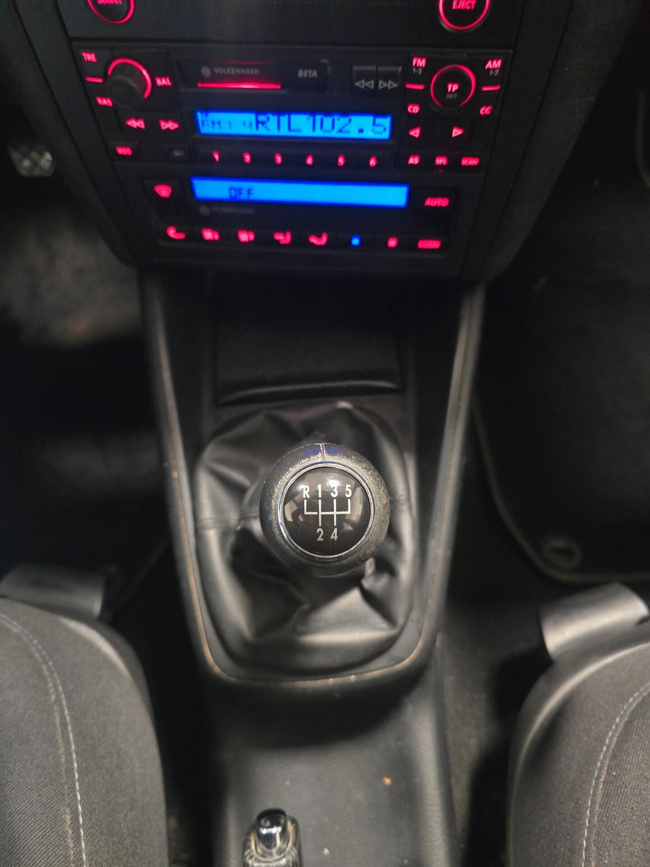 Volkswagen Golf 1.6 16V FSI 3p. Comfortline