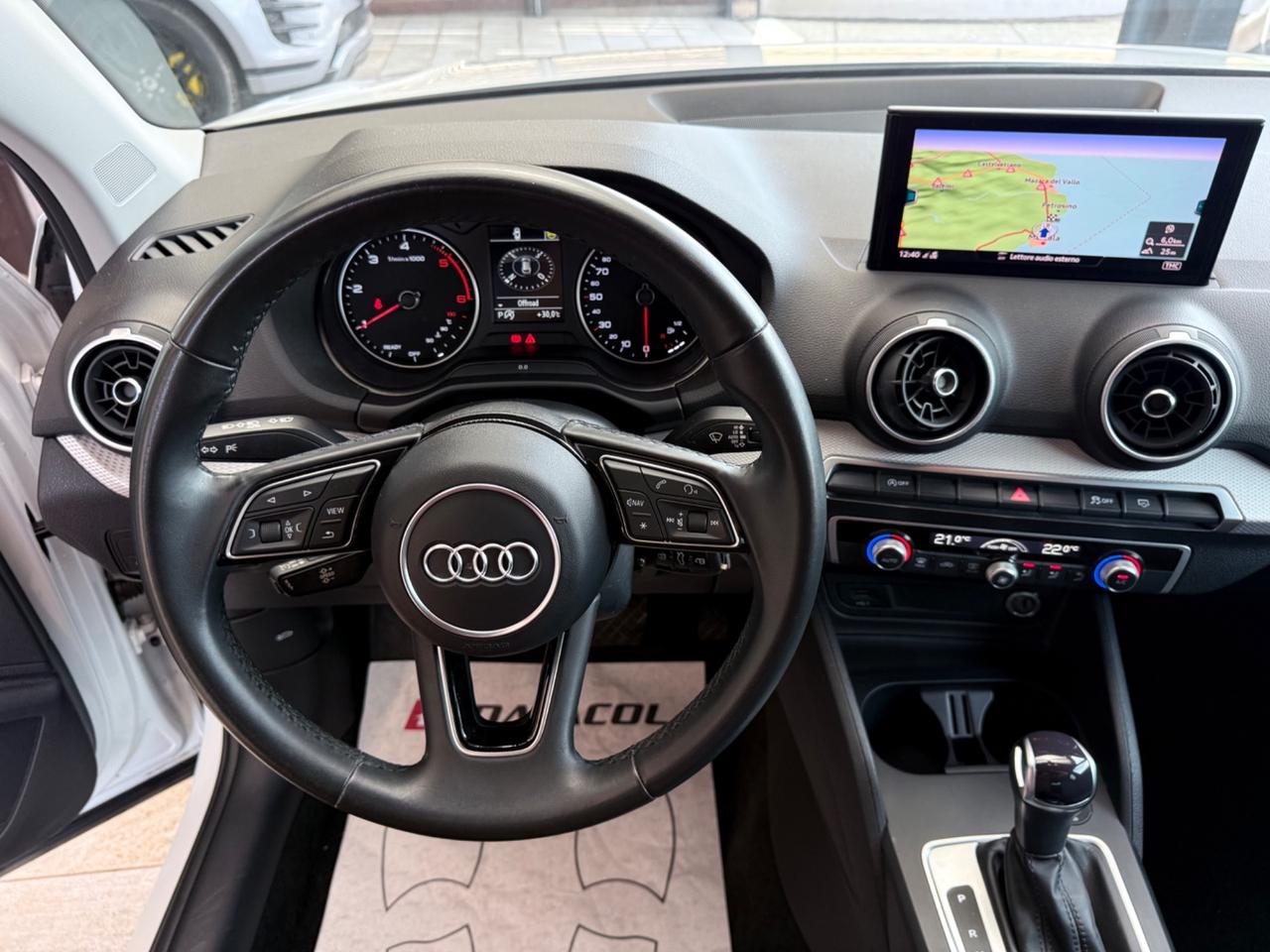 Audi Q2 30 TDI S tronic Identity Black