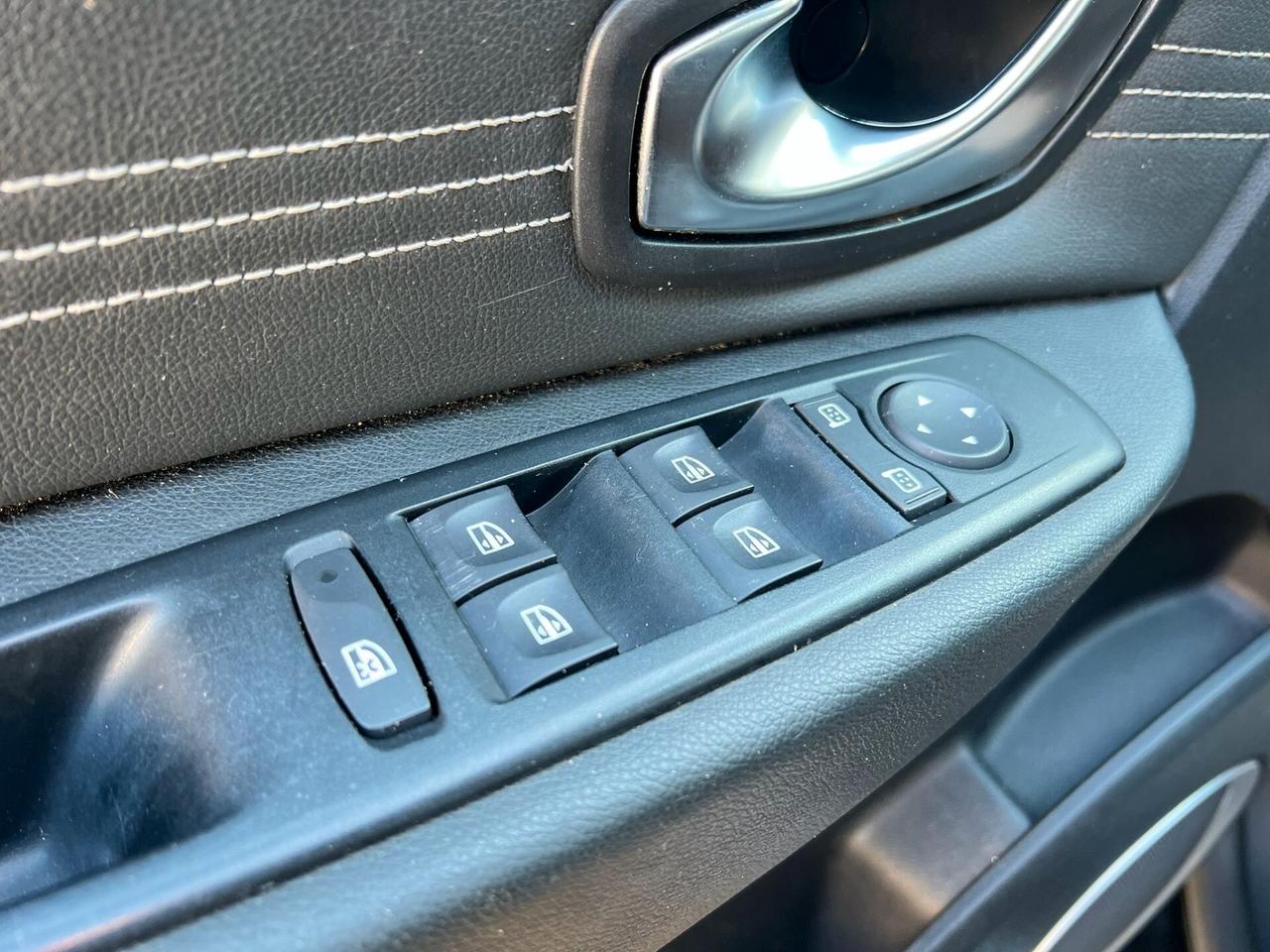 Renault Scenic 1.5 dCi 7 posti 110 CV