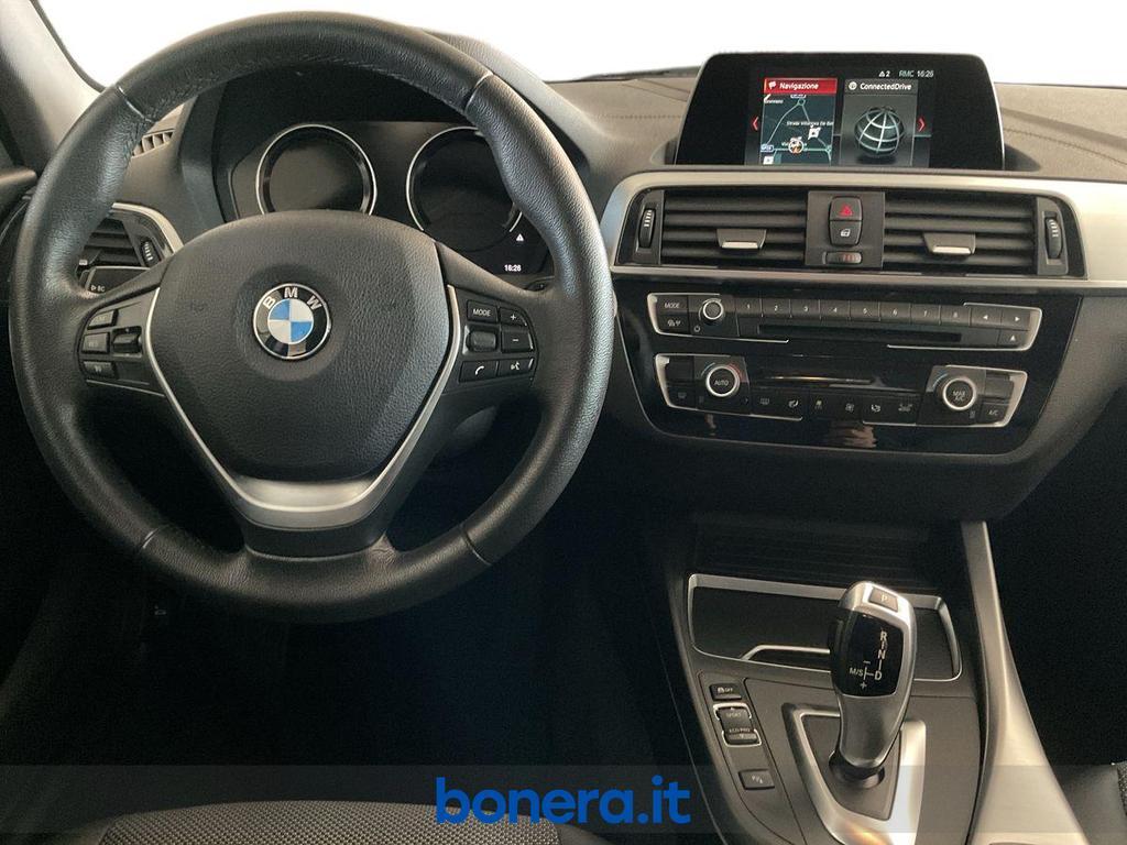 BMW Serie 1 5 Porte 120 d Urban xDrive Auto