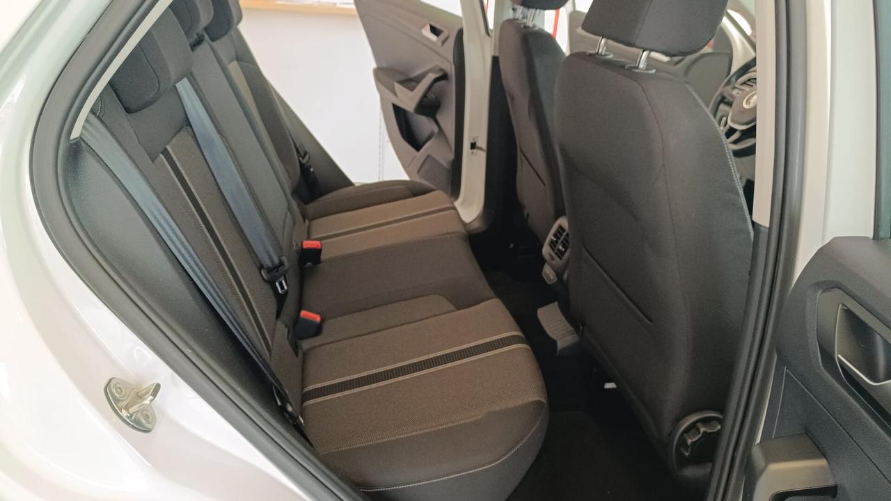 VOLKSWAGEN T-ROC 1.6 TDI 116CV DIESEL MANUALE 6 MARCE