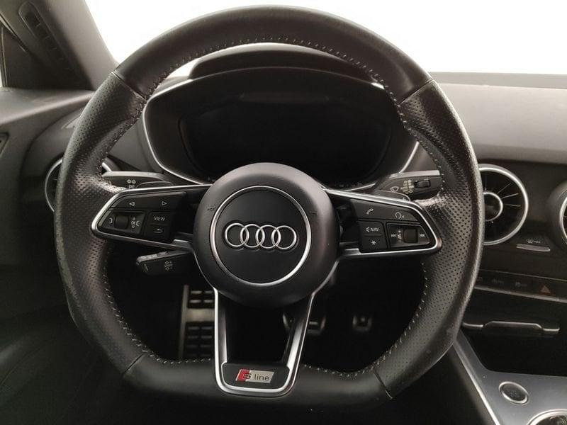 Audi TT TT Coupé 2.0 TFSI quattro S tronic Design