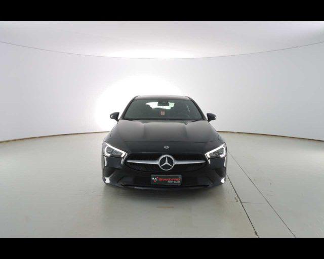MERCEDES-BENZ CLA 200 d Automatic Shooting Brake Business Extra