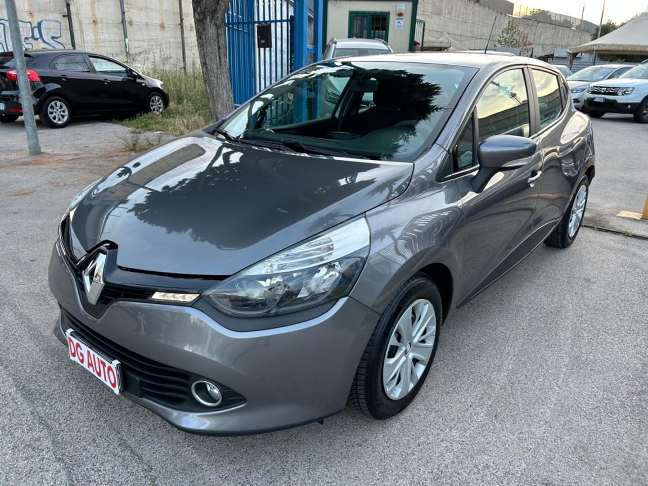 Renault Clio 1.5 dci 75 cavalli 2016 navigatore