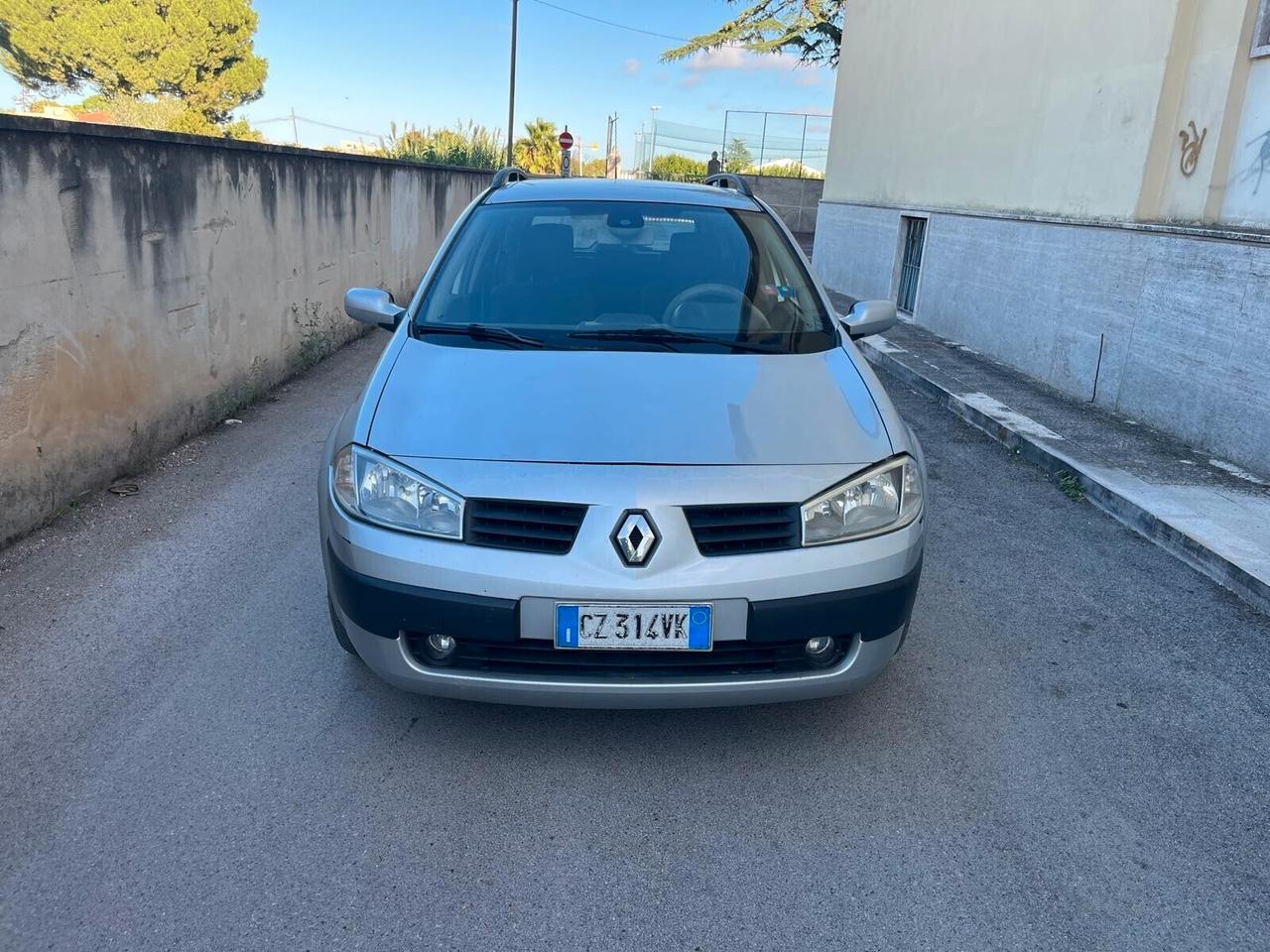 Renault Megane Mégane C-C 1.5 dCi/105CV Dynamique