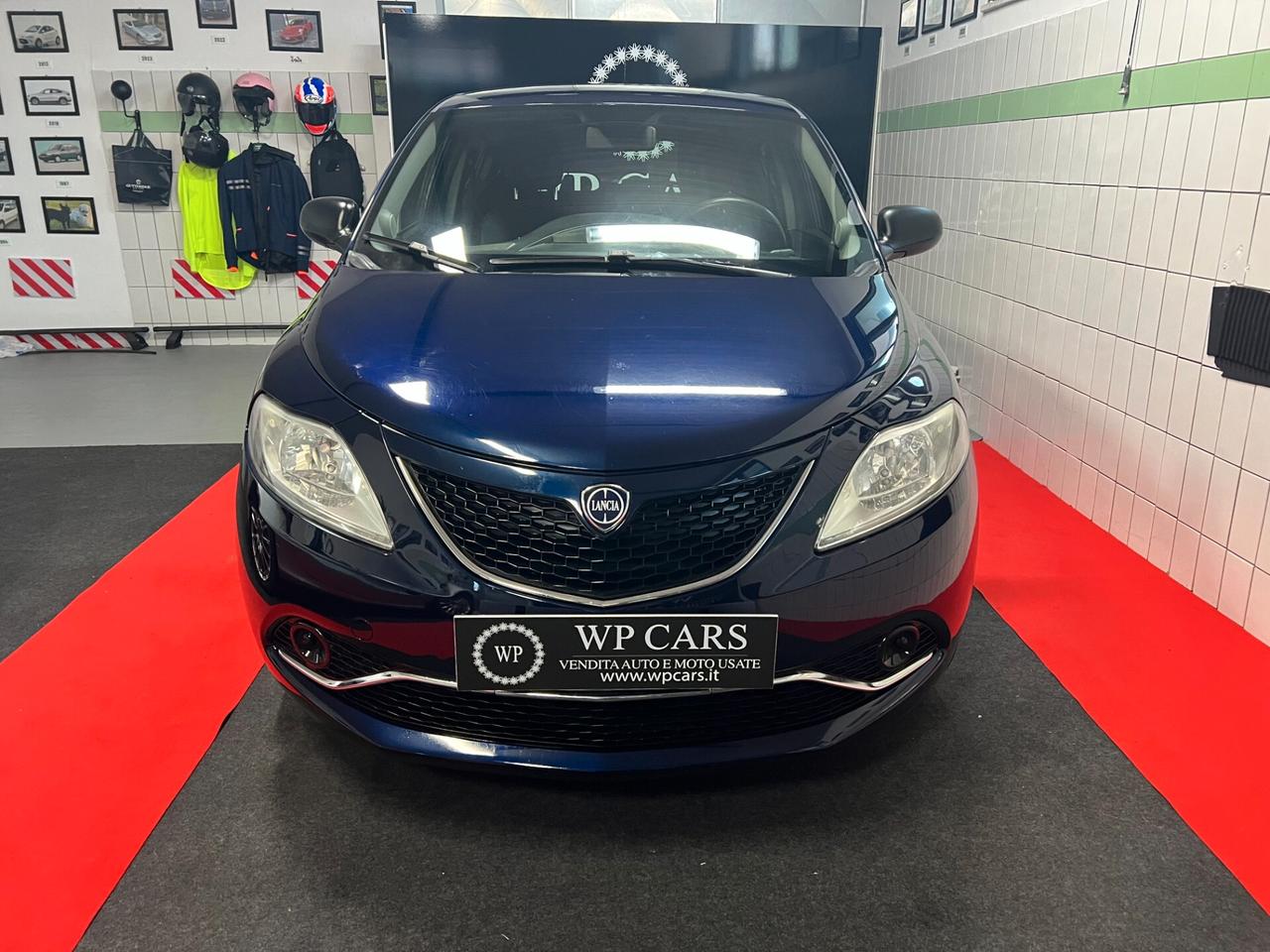 Lancia Ypsilon 1.2 69 CV 5 porte GPL Ecochic Silver