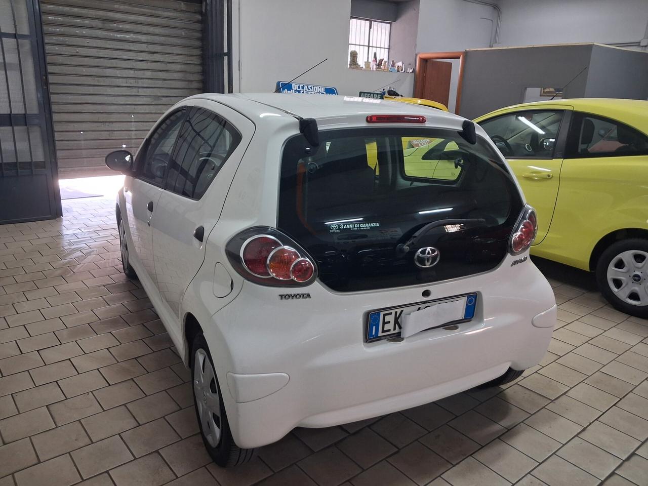 Toyota Aygo 1.0 12V VVT-i 5 porte unico prop 2012