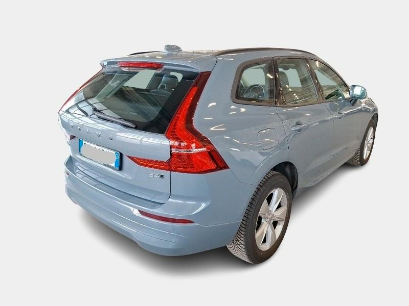 VOLVO XC60 B4 D AWD AUTOMATICO MOMENTUM SUV