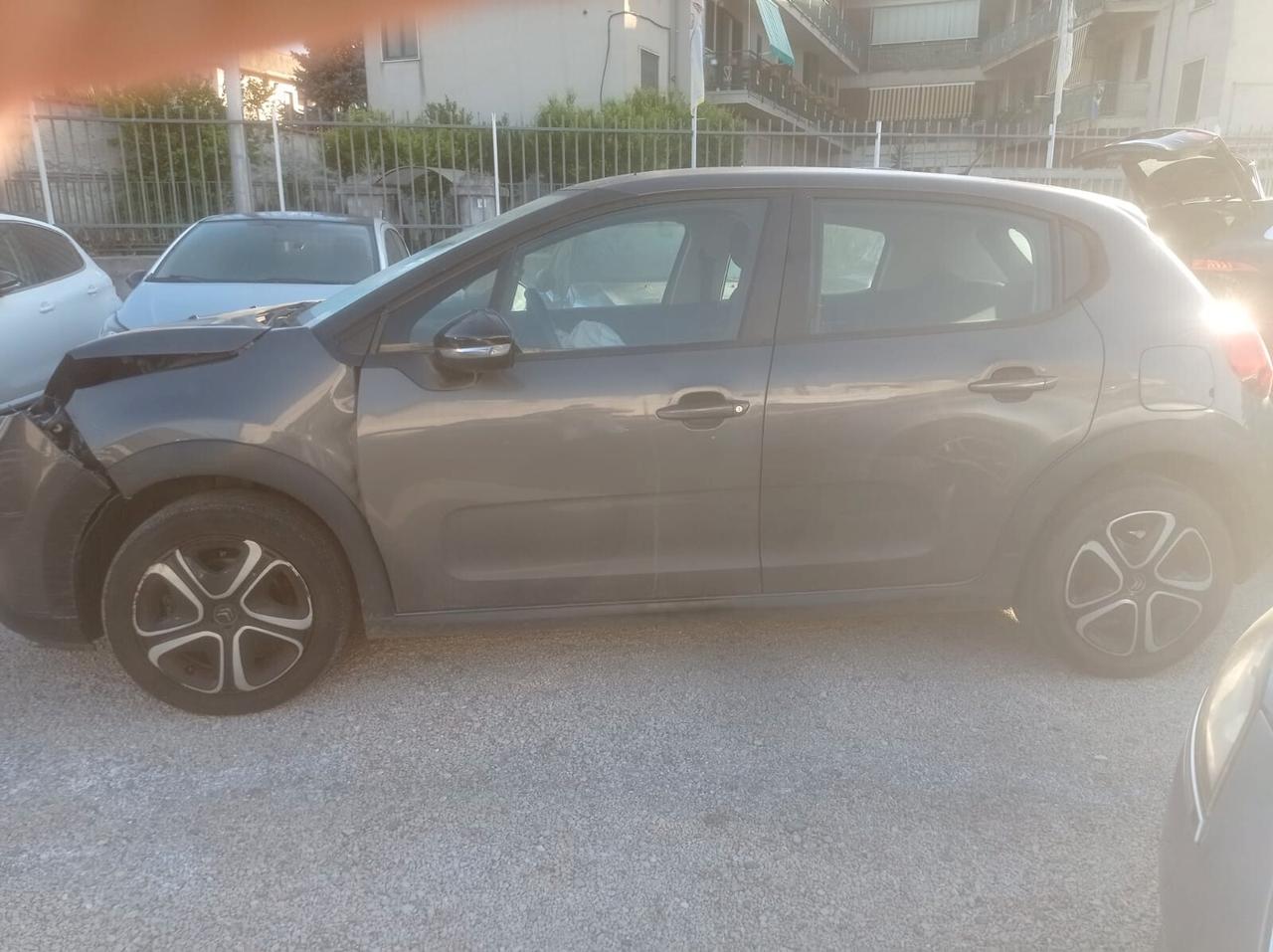Citroen C3 PureTech 1.2 Benzina 82 S&S Shine-2018