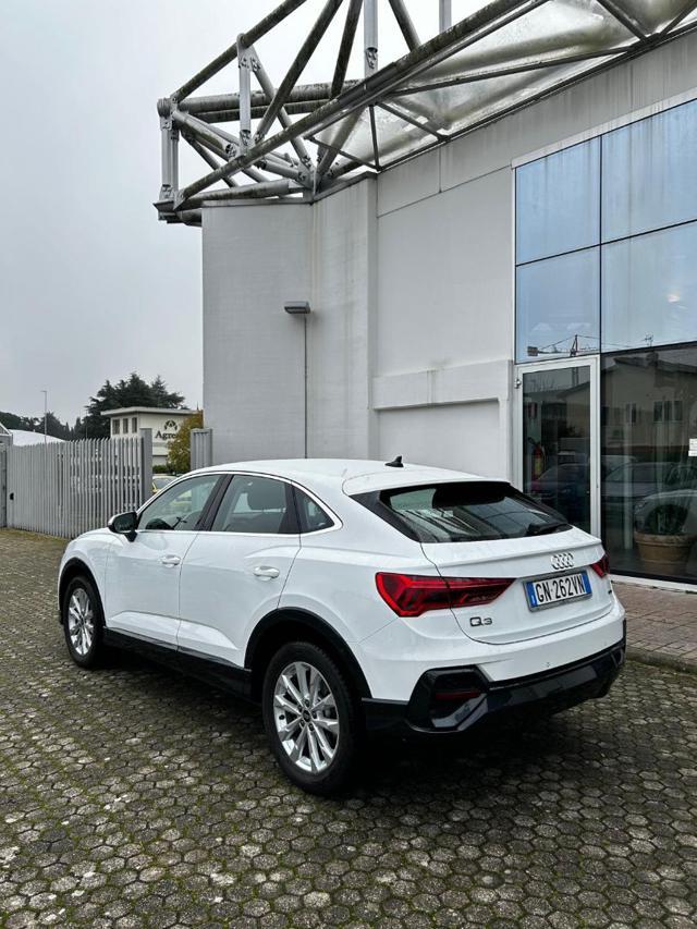 AUDI Q3 SPB 40 TFSI quattro S tronic Business Plus