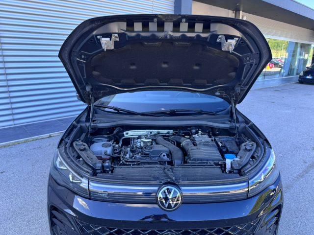 VOLKSWAGEN Tiguan 1.5 eTSI 150CV GANCIO DSG R-Line Plus PARI A NUOVO