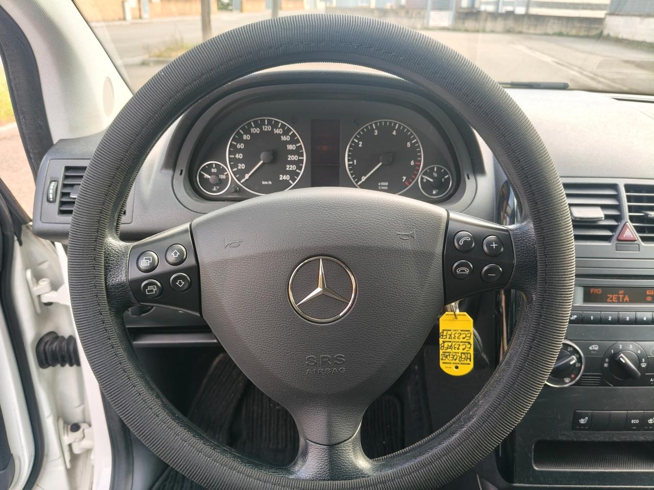 Mercedes classe A 160 SOLAMENTE 83.000 KM