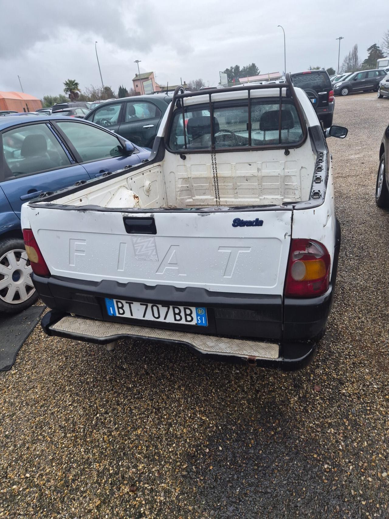 Fiat Strada 1.9 diesel Pick-up