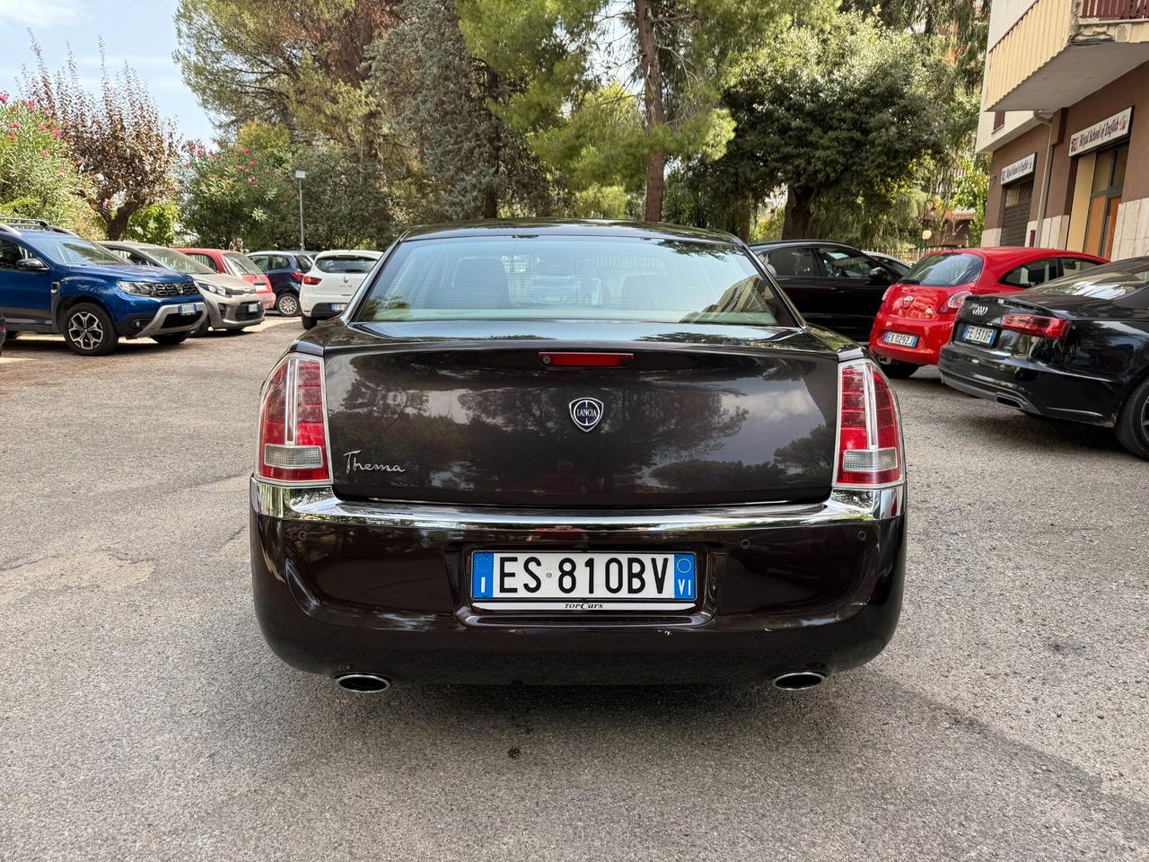 Lancia Thema 3.0 V6 Multijet II 239 CV Platinum