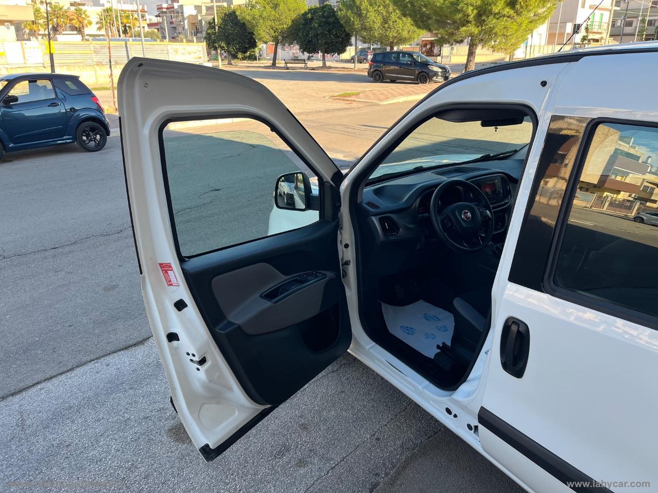 FIAT Doblò 1.4 T-Jet Natural Power Lounge