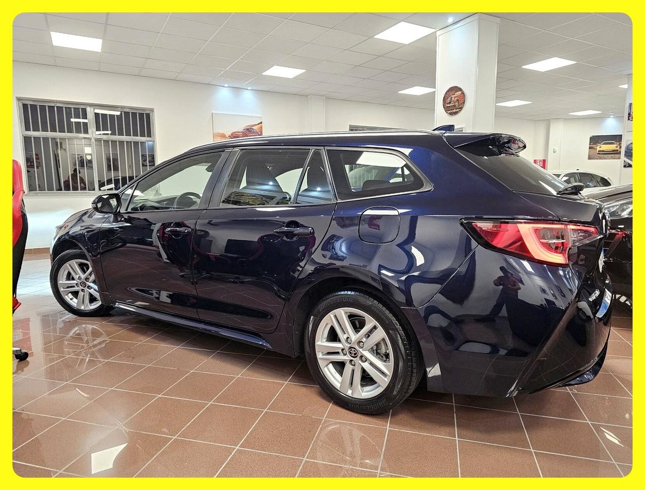 Toyota New Corolla TS 1.8 Hybrid 122CV CVT Business Garanzia