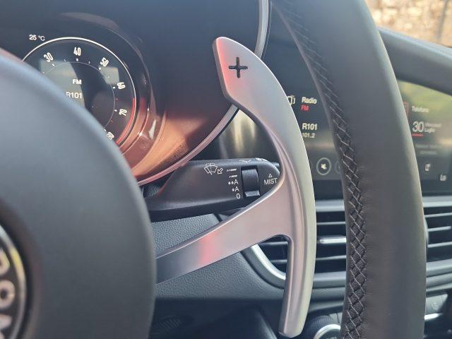 ALFA ROMEO Giulia 2.9 V6 Bi-Turbo AT8 Quadrifoglio
