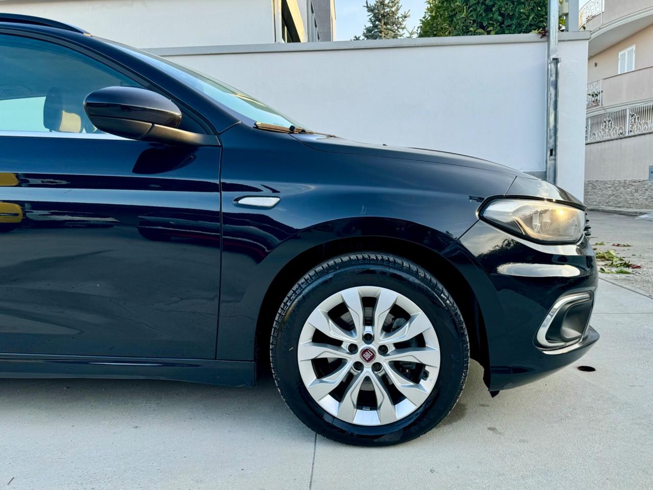 Fiat Tipo 1.6 Mjt S&S SW Lounge