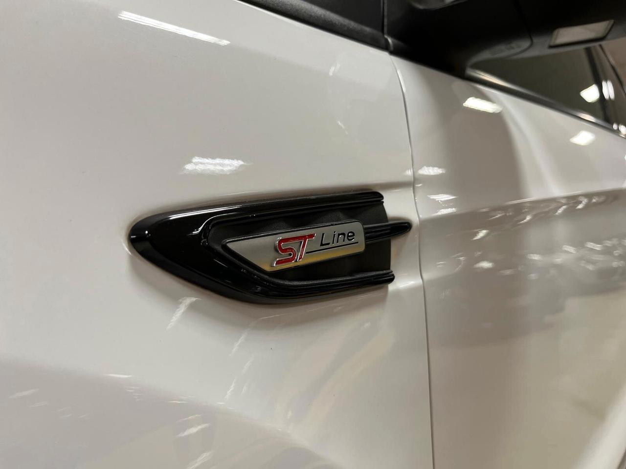 Ford Kuga 2.0 TDCI 120 CV S&S 2WD ST-Line
