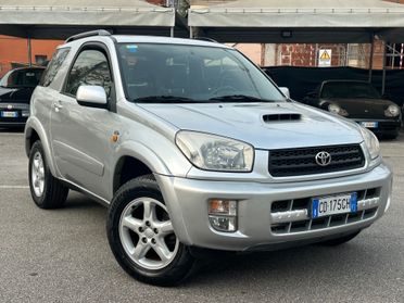 Toyota RAV 4 RAV4 2.0 Tdi D-4D cat 3 porte Sol