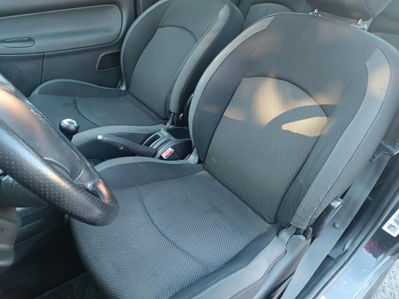 Peugeot 206 1.4 benzina garanzia