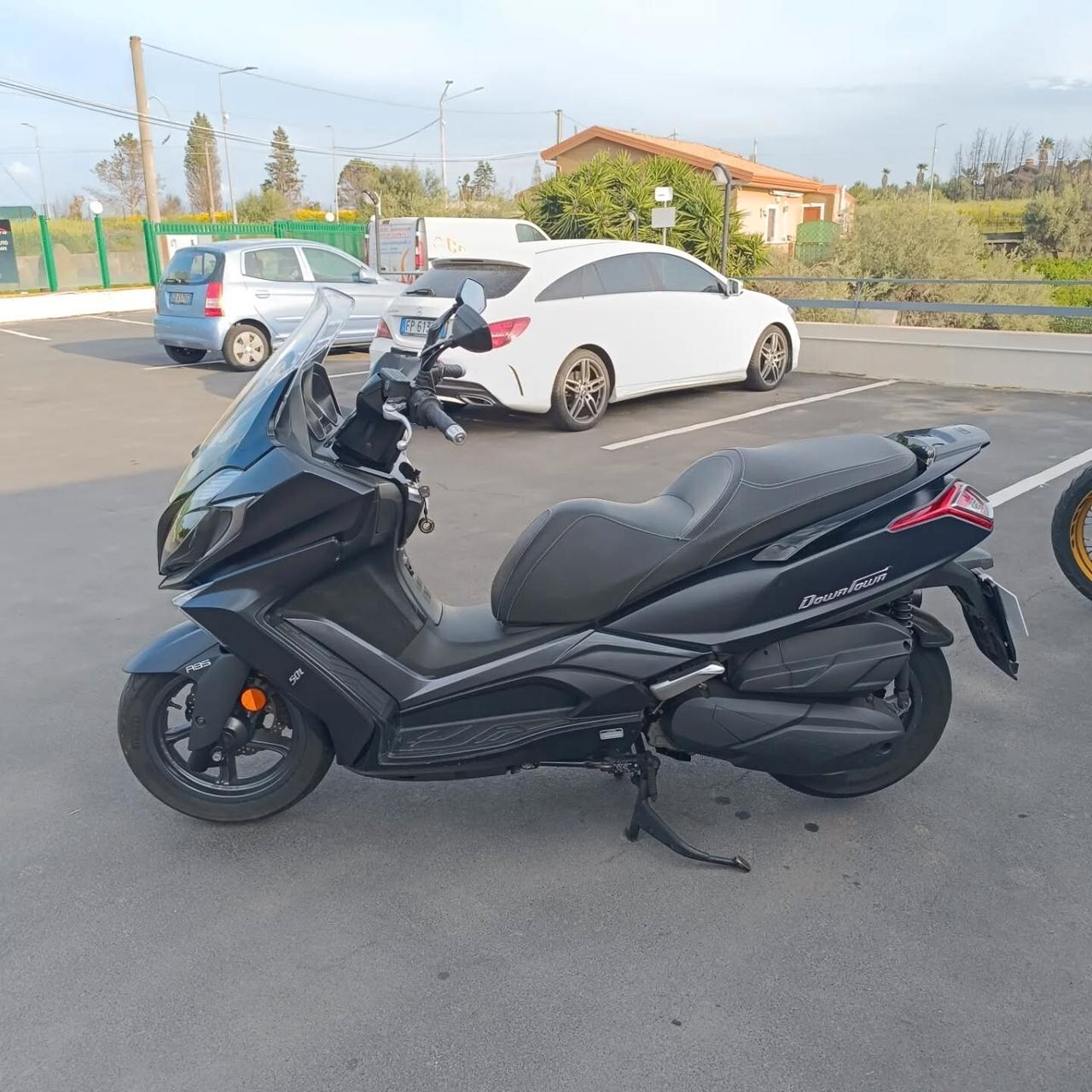 Kymco Downtown 350i SOLI 2590€