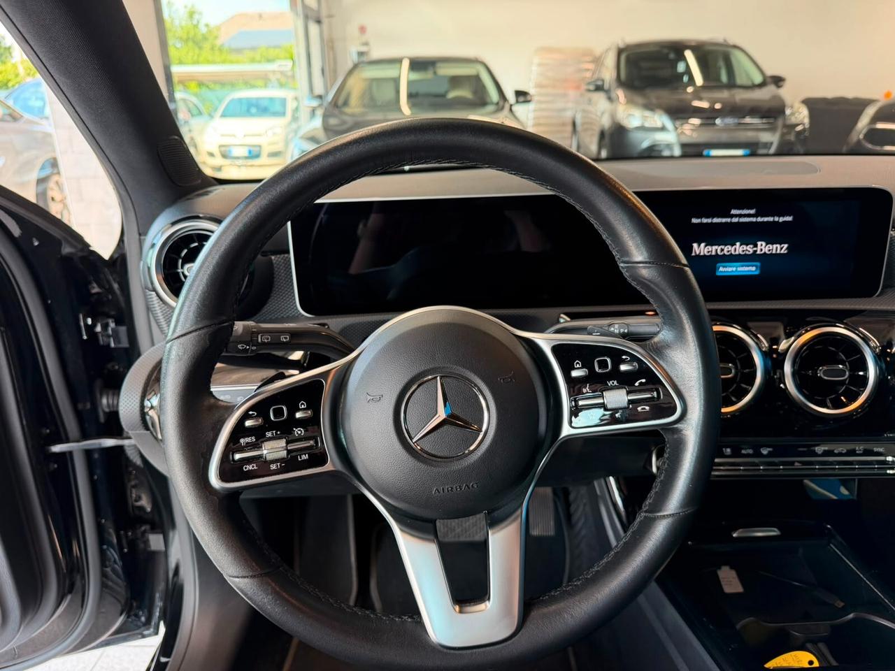 Mercedes-Benz A 180 1.5 Diesel Cambio Automatico Neopatentati