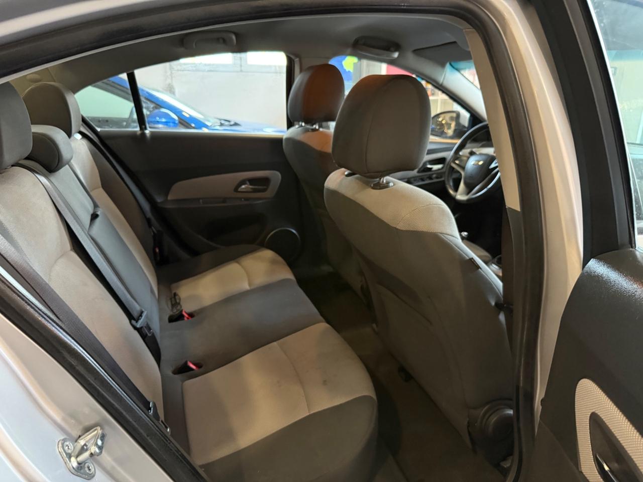 Chevrolet Cruze 1.6 BENZINA (neopatentati)