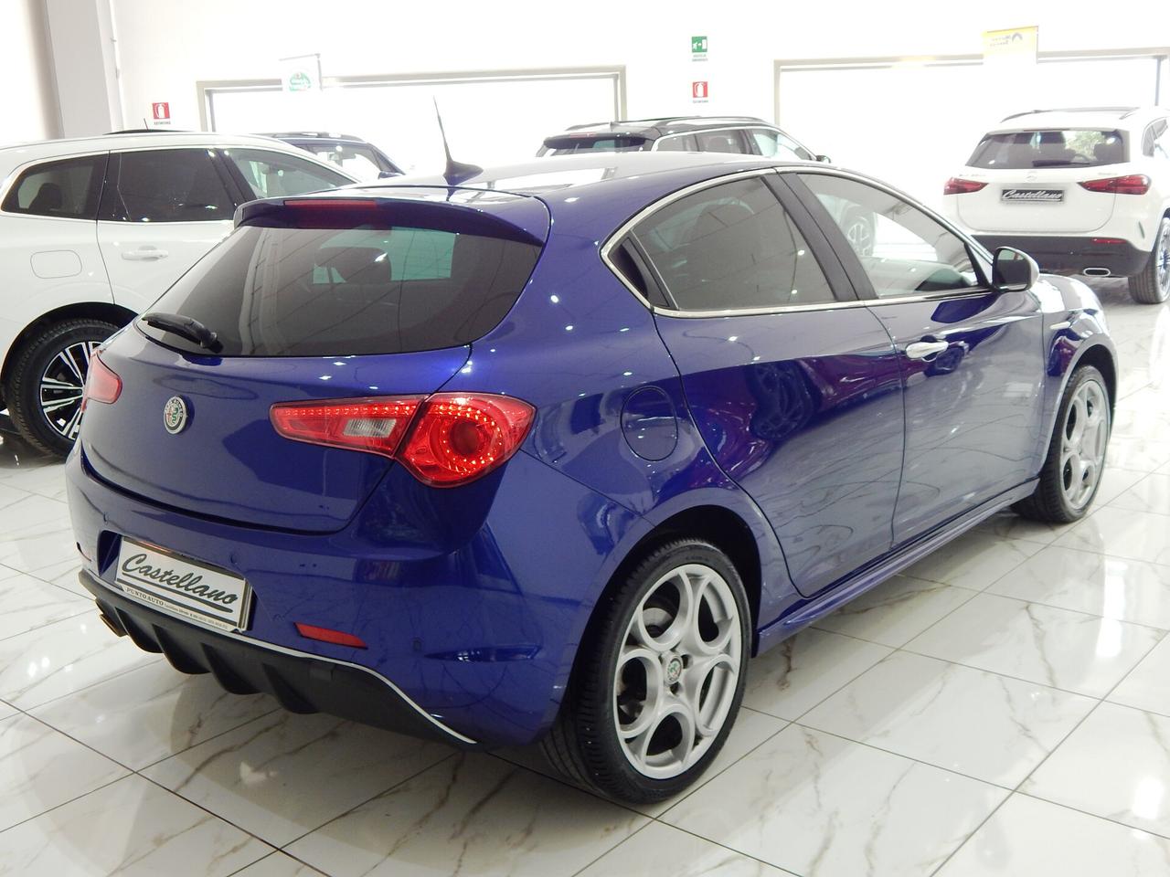 Alfa Romeo Giulietta 1.6 jtdm Super 120cv my19 NAVI-PARK-KAMERA-XENON