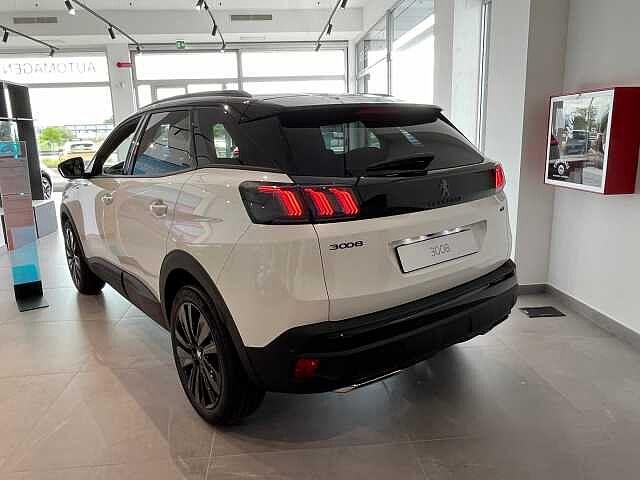 Peugeot 3008 MHEV 1.2 Hybrid 136cv DCS6 GT KM ZERO